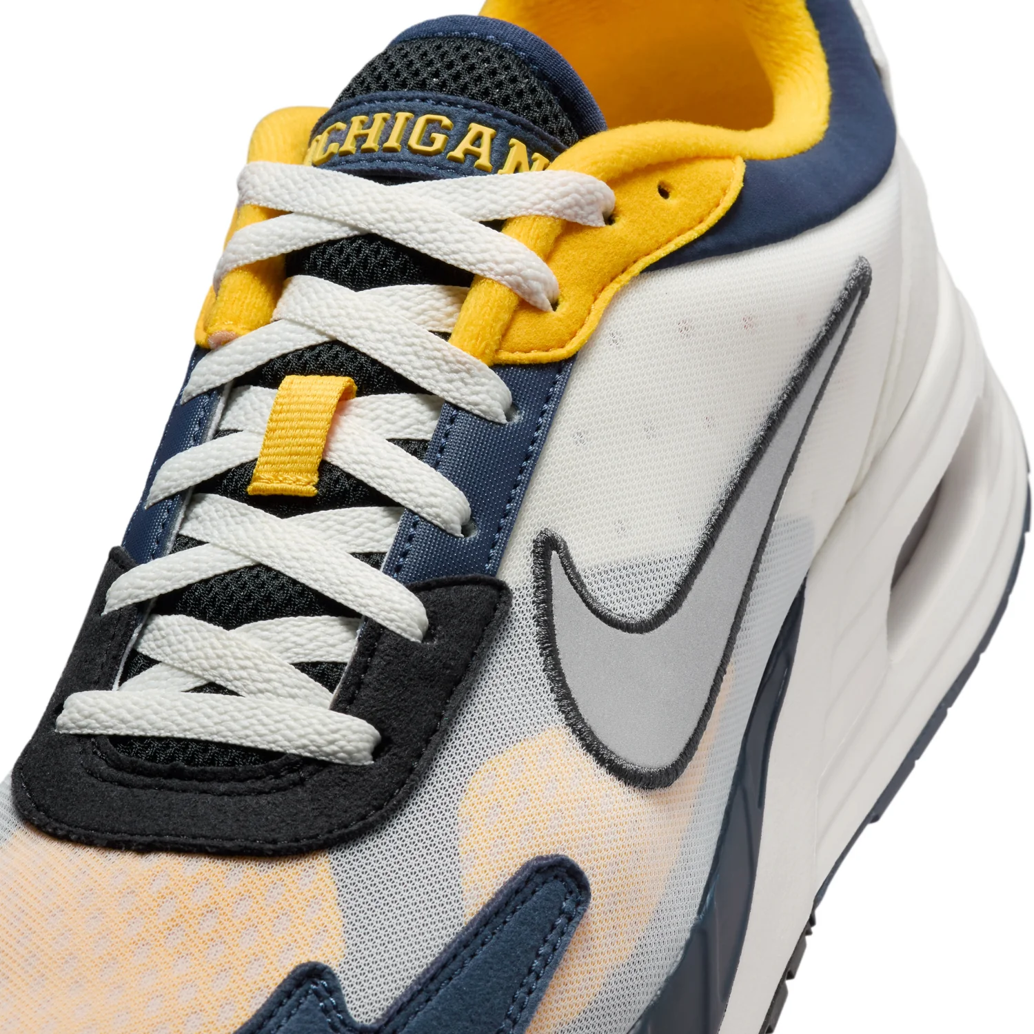 Michigan Nike Air Max Solo - Image 7