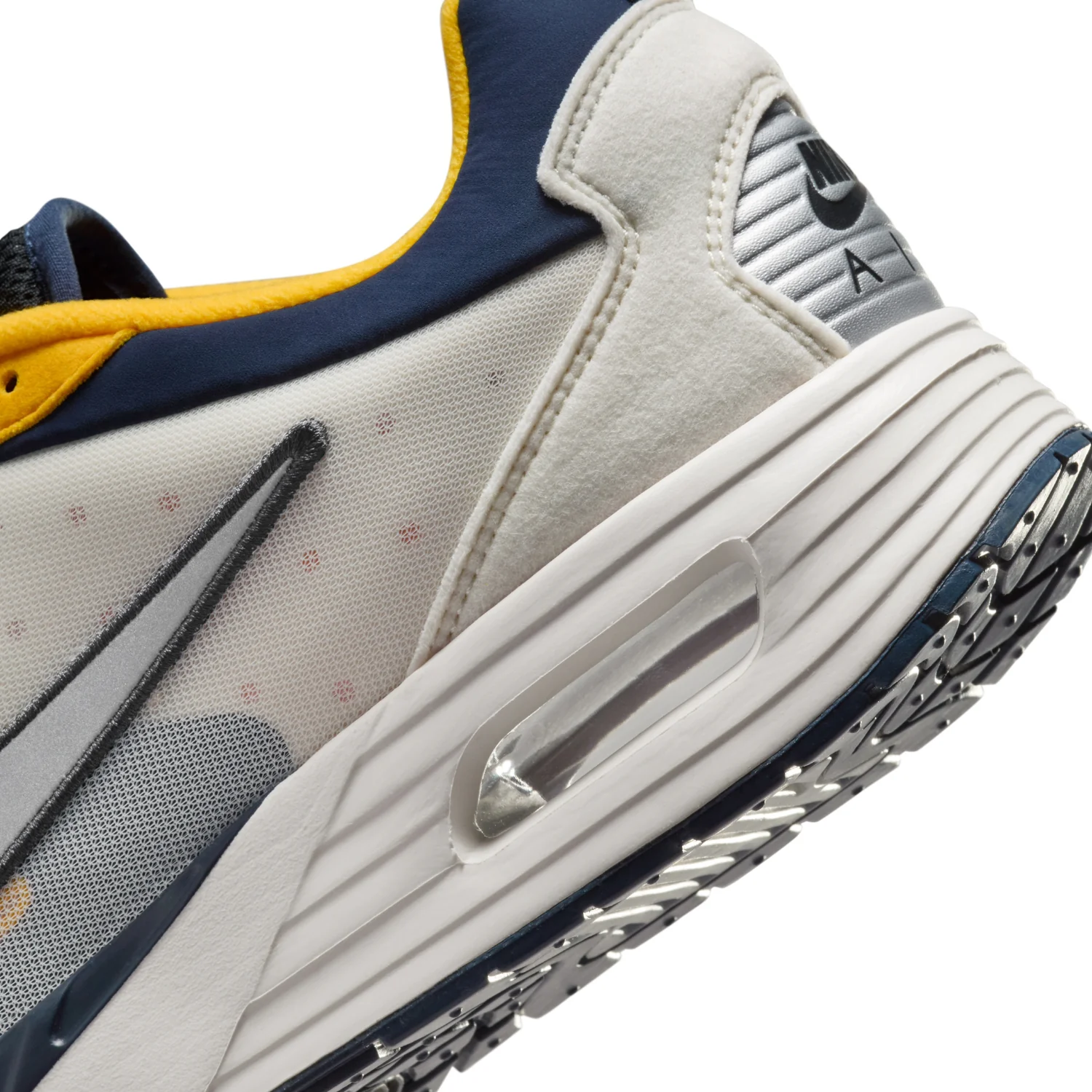 Michigan Nike Air Max Solo - Image 8