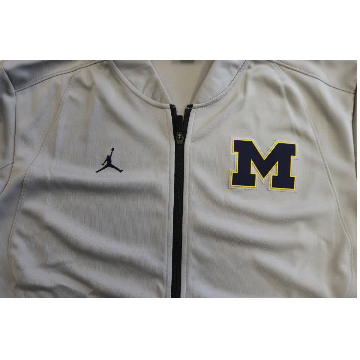 Nike Air Jordan Michigan Wolverines Blue Logo M Grey Zip-Up - Image 2
